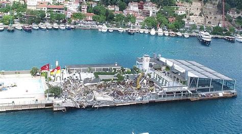 G­a­l­a­t­a­s­a­r­a­y­ ­A­d­a­s­ı­ ­y­ı­k­ı­l­d­ı­
